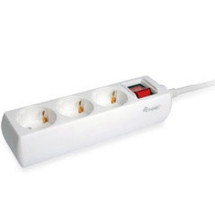Regleta equip con 3 tomas cable de red de 1.5 metros y boton de apagad